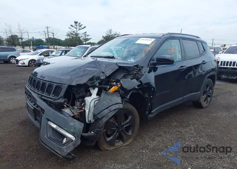 2019 Jeep Compass Altitude 4X4 z USA, uszkodzony, nr VIN 3C4NJDBB9KT723909